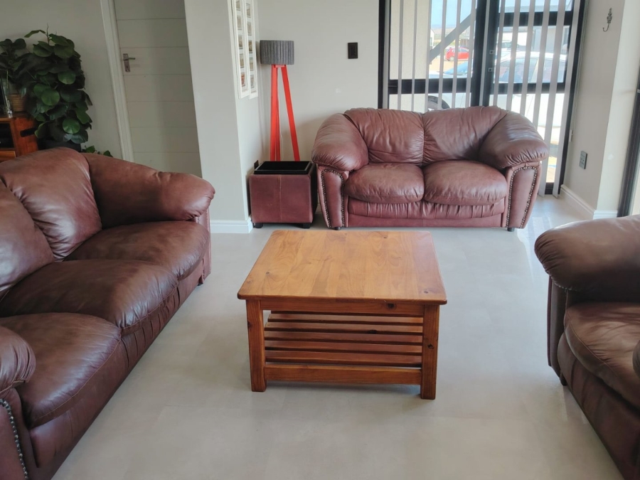 3 Bedroom Property for Sale in Hartenbos Central Western Cape
